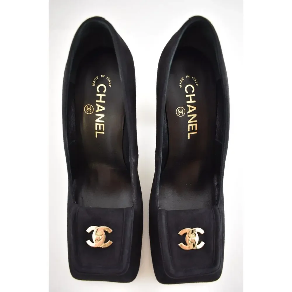 Chanel 26S Blazy Black Suede Square Toe Turnlock Gold CC Logo Block Heel Pump 38